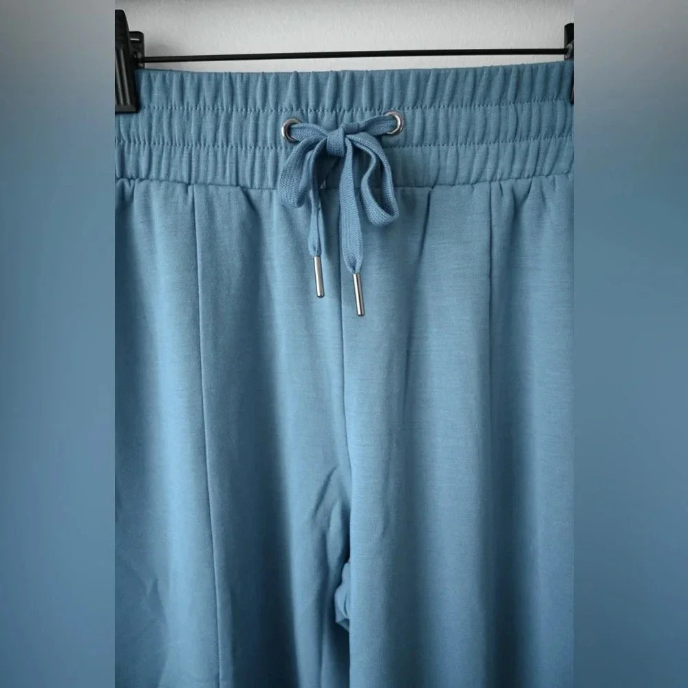 TAVI Cozy Jogger New With Tags - Picture 4 of 7